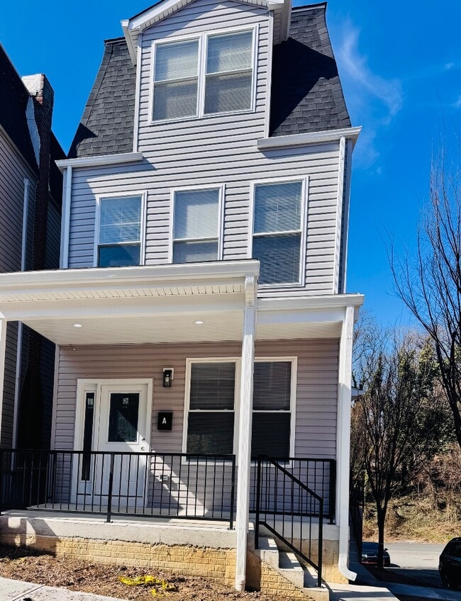 Photo - 3320 Elm Ave