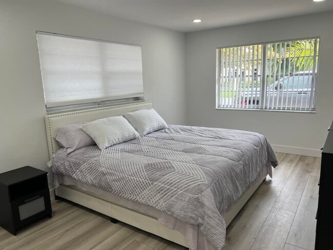 Photo - 2238 Spanish Trl Unidad 1