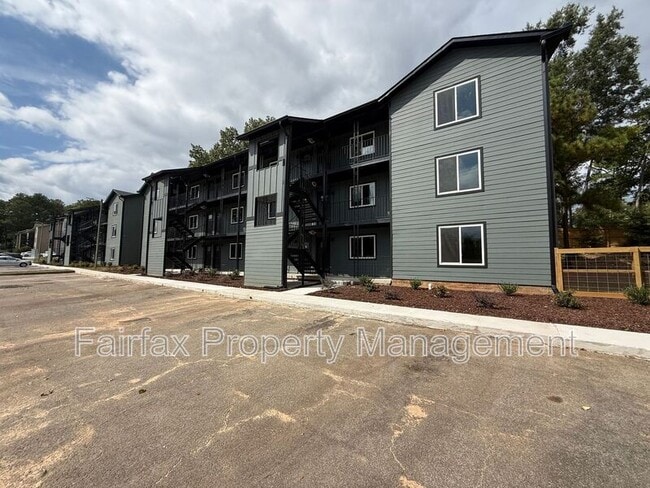 Building Photo - 1309 Hudson Ave Unit E12 Rental