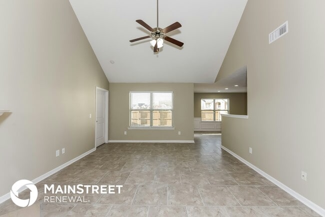 Photo - 414 Hartford Cir