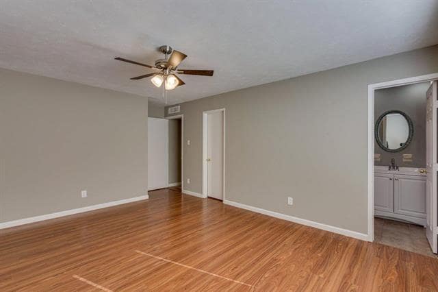 Photo - 5709 Christie Ln