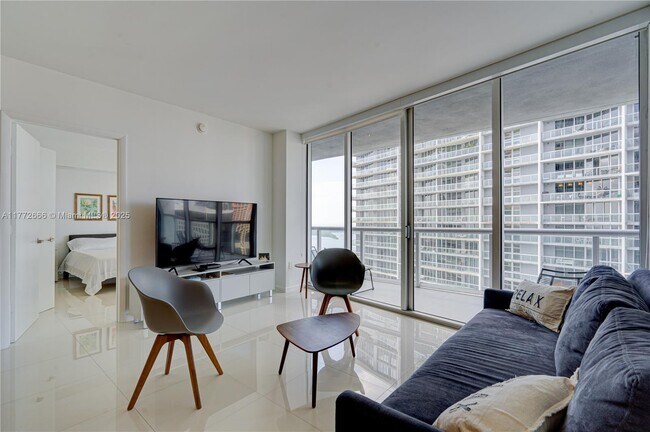 Photo - 475 Brickell Ave Unit 4809