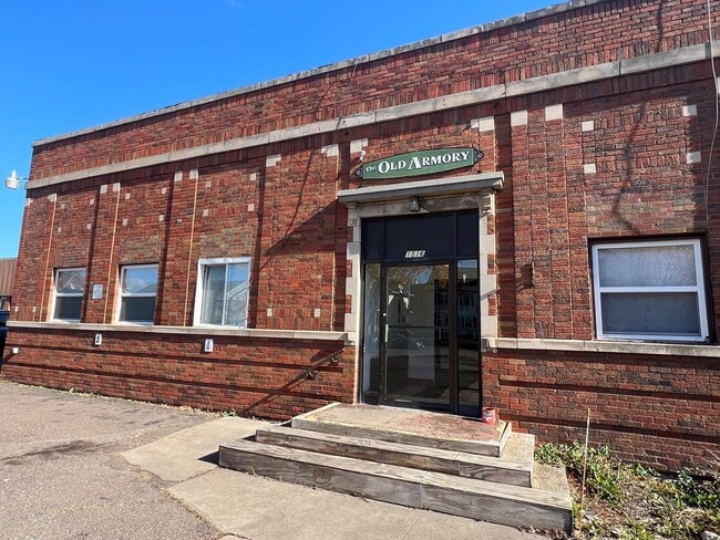 Building Photo - 1 Bedroom Apartment AVAILABLE JUNE!!! Unit 1516 N 16th St - 6