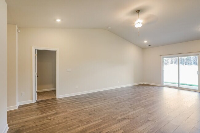 Photo - 3451 Quintana Dr