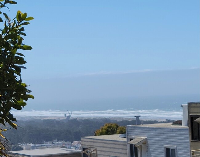 Photo - 538-540 43rd Ave