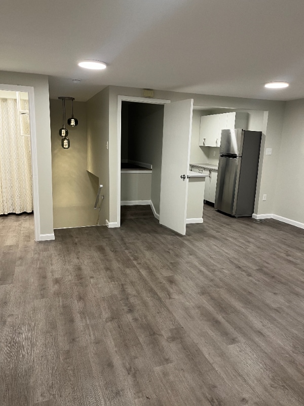 Photo - 9787 Hellingly Pl