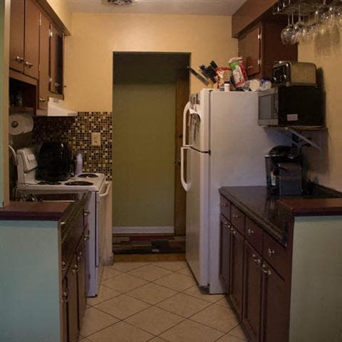 Emerald Village Apartments