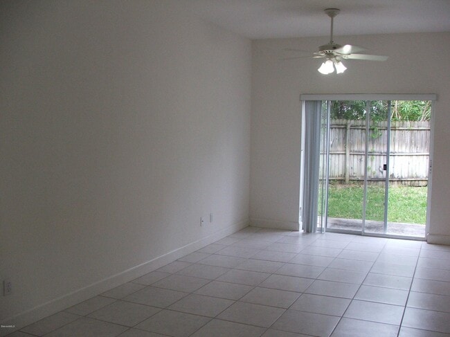 7957 Evelyn Ct