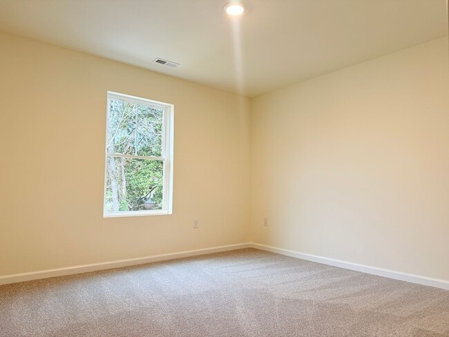 Photo - 402 N Walnut St