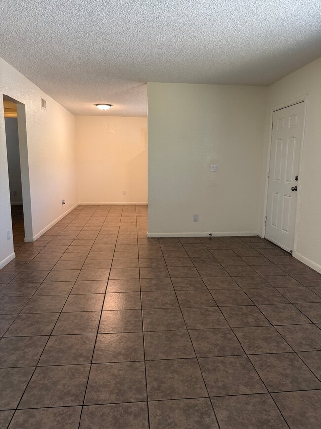 Photo - 1420 E Brown St Unidad A
