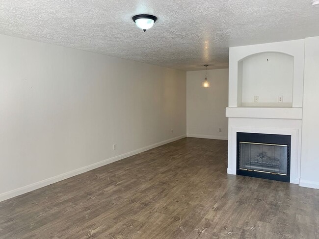 Photo - 2 Bed Townhome