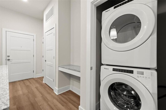 Photo - 2648 Sandy Plains Rd Unit 109