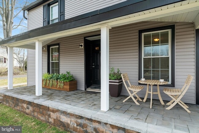 Photo - 2210 New Falls Rd Unidad A