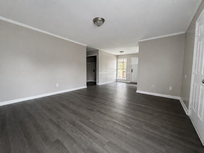 Photo - 4414 Bonnell Dr NW