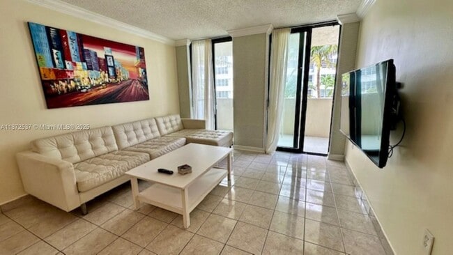 Photo - 1623 Collins Ave Unidad 511