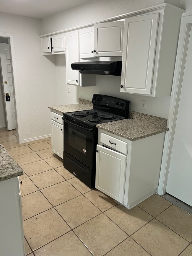 Photo - 217 W Campbell Dr