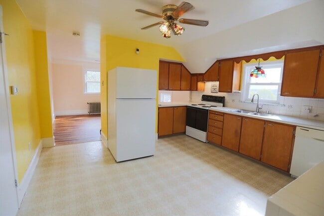 Photo - 134 Baldwin St Unit 2