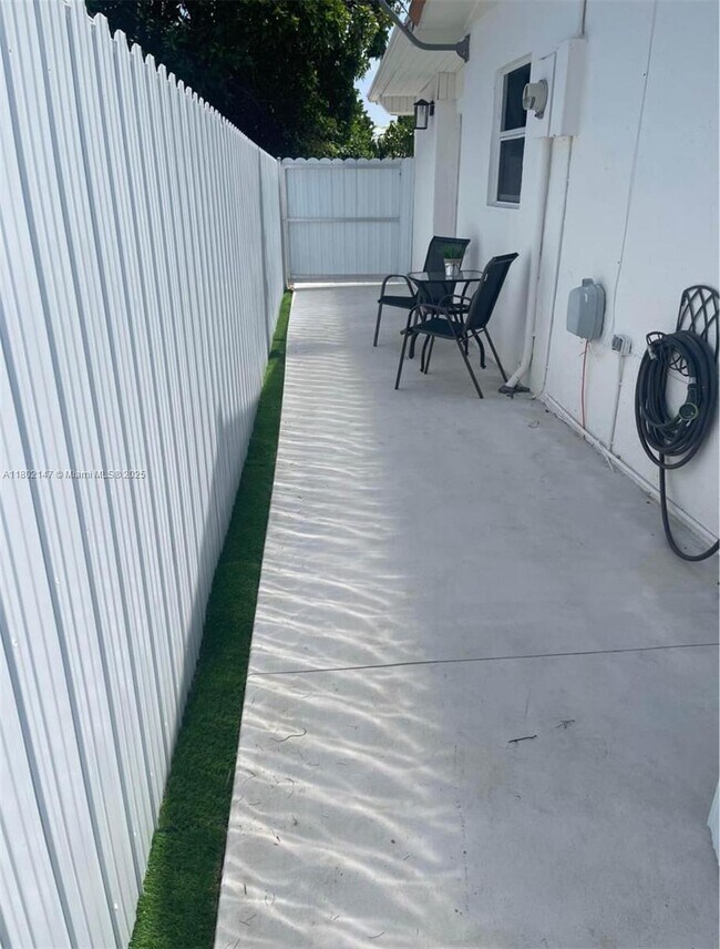 Photo - 11940 SW 191st St Apartamento