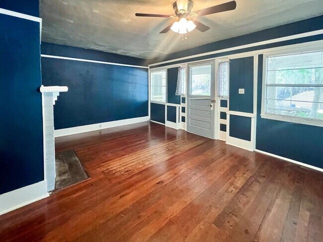 Photo - 312 NE 2nd Ave