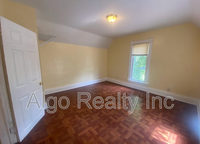 Photo - 2117 N Ilion Ave