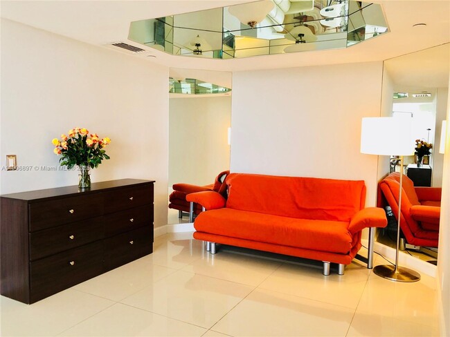 Photo - 3610 Yacht Club Dr Unidad 609