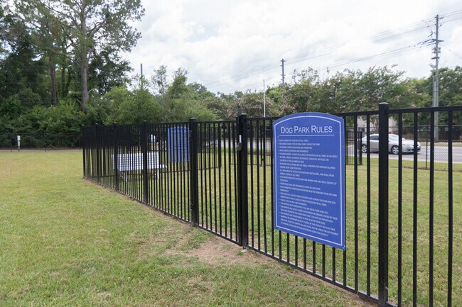 Photo - 2765 W Tharpe St