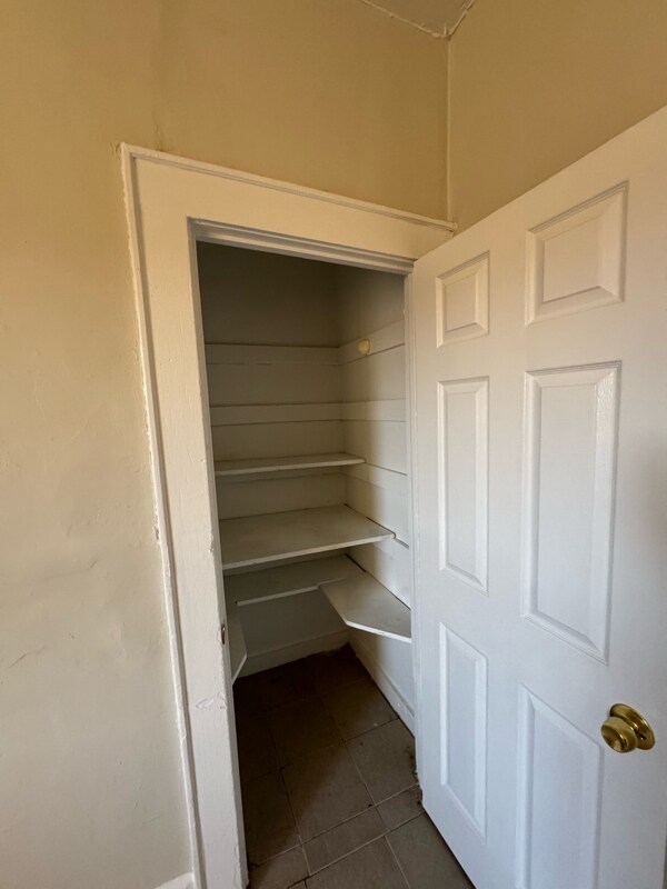 Photo - 210 Roseville Ave