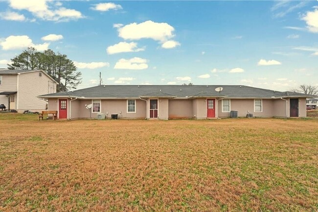 Photo - 124 Evergreen Trail SE Unit 4