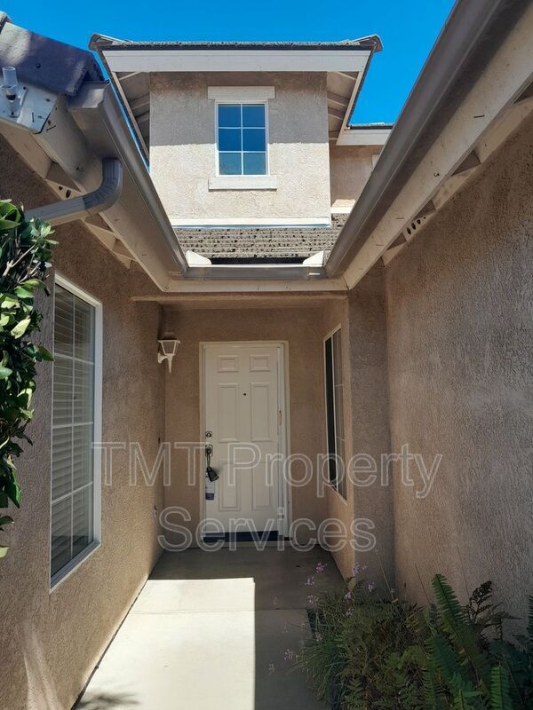 2742 La Purisima Ave