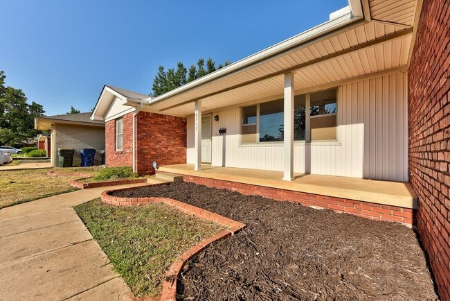 Photo - 10313 Whitehaven Rd