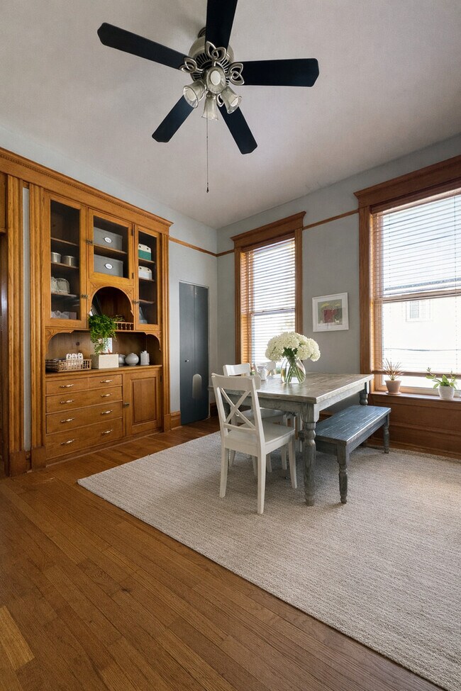 Photo - 4110 N Southport Ave