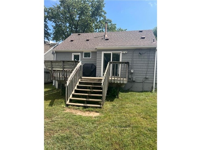 Photo - 3354 Brunswick Ave S