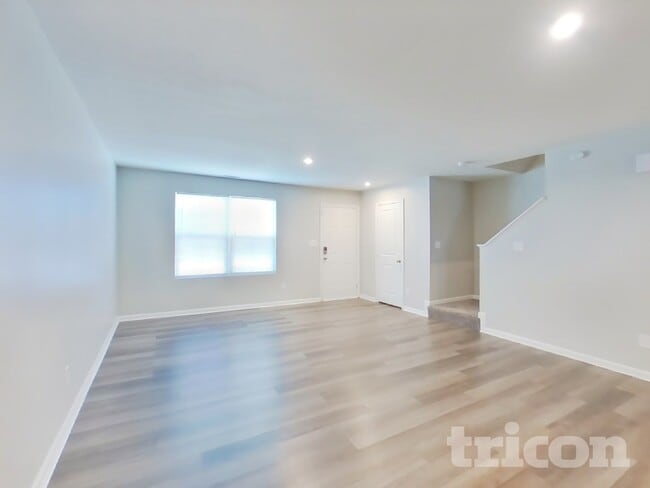 Photo - 8514 Hulton Rd