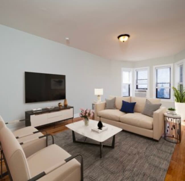 Building Photo - 550 W Arlington Pl Unit 1