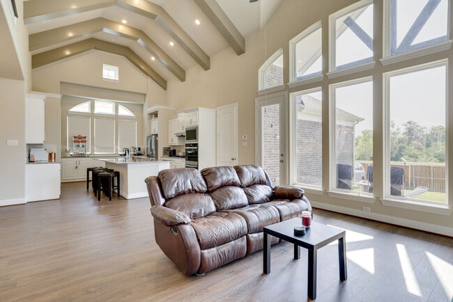 Building Photo - 12718 Mdw Gln Trl