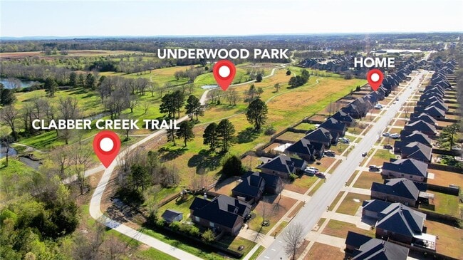 Building Photo - 2715 Vanike Dr