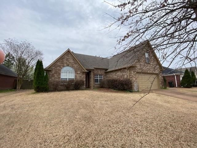 Building Photo - 325 Mossy Springs Dr