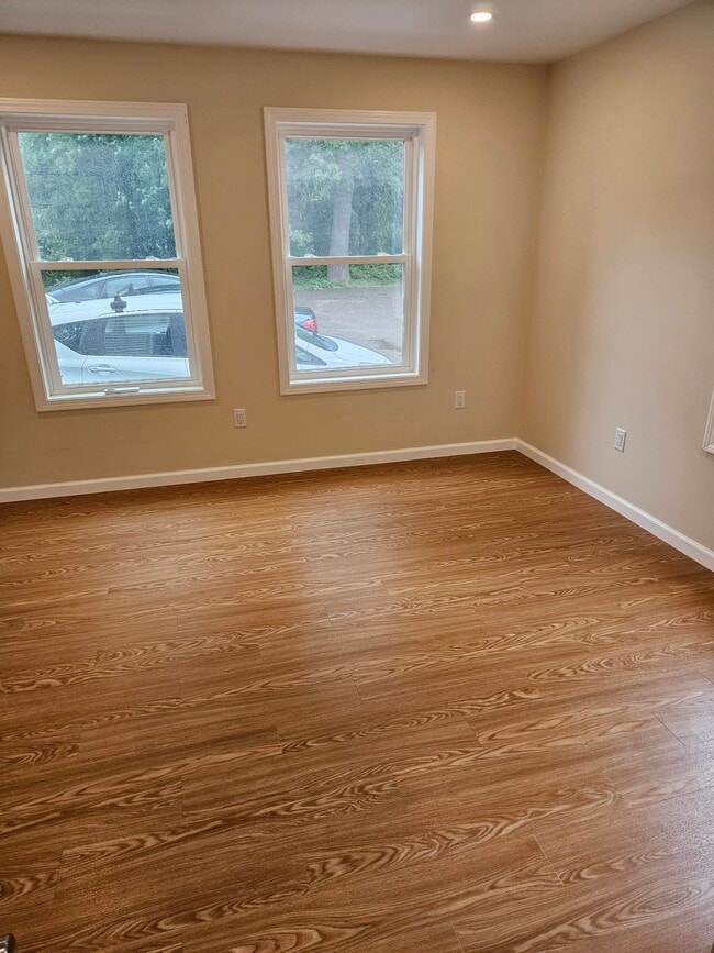 Photo - 173 Pearl St Unit A