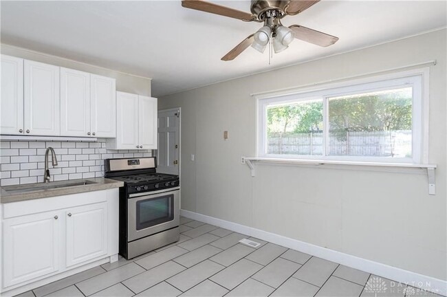 Photo - 1227 Frayne Dr