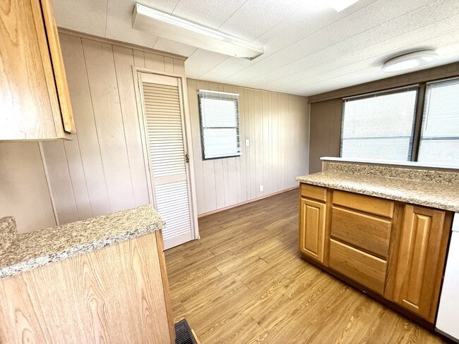 Photo - 90 White Tail Ln