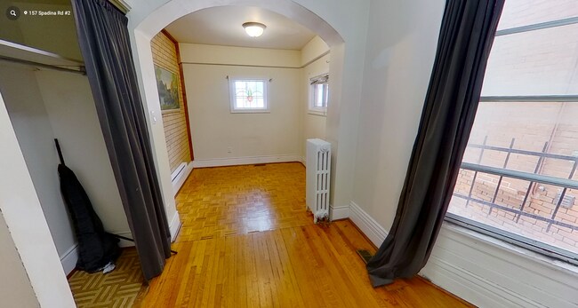 Photo - 157 Spadina Rd Unité 2