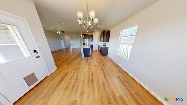 Photo - 1928 Rosson St