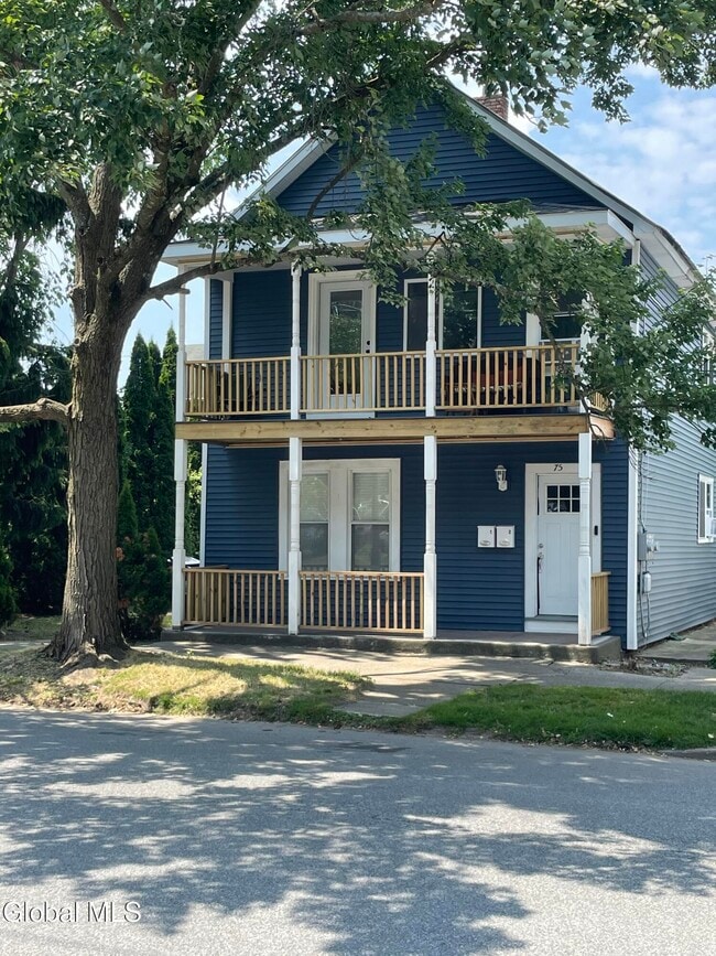 Building Photo - 75 Union St Unit 1