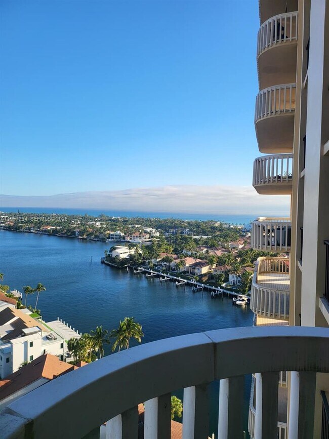 19355 Turnberry Way Unit 16L