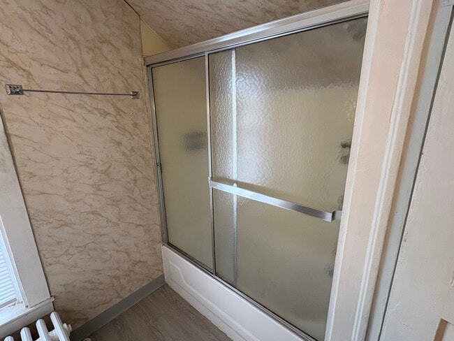 Photo - 315 E Davenport St