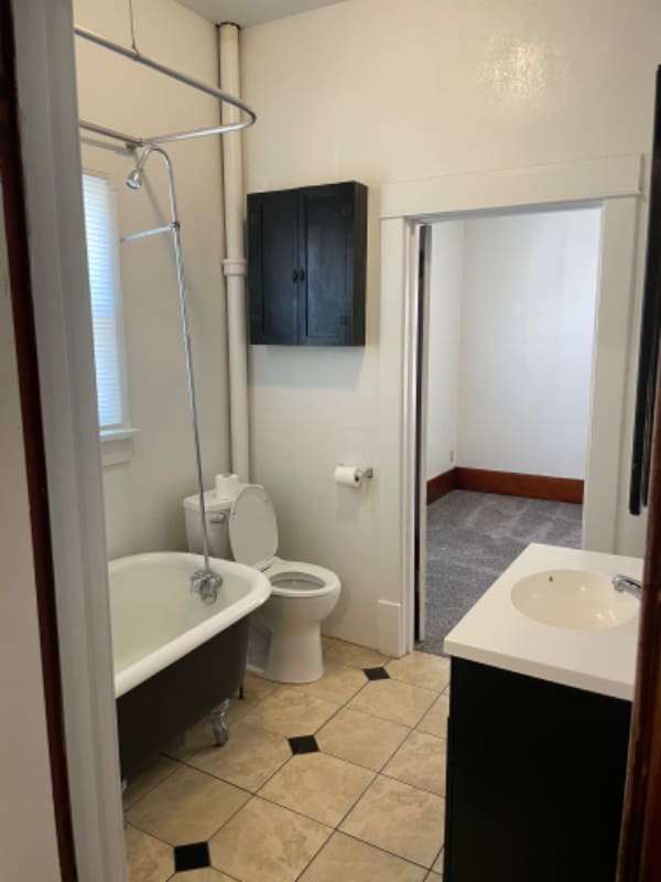 Photo - 505 N 4th Ave