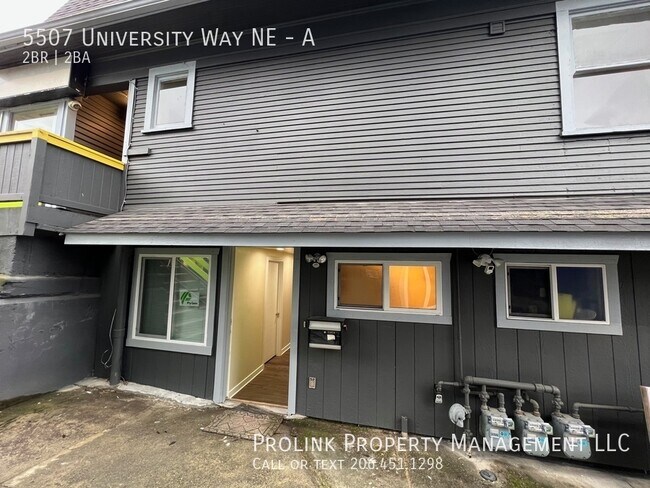 Photo - 5507 University Wy NE Unidad A