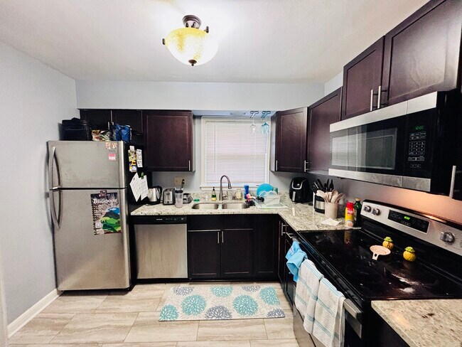 Photo - 5315 4 Unit Unit 1