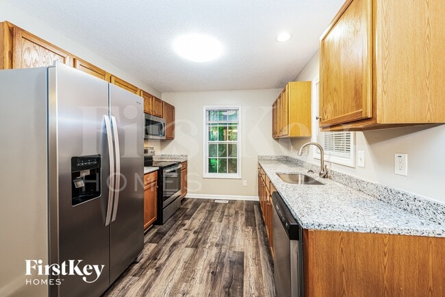 Photo - 60 Cyra Ct