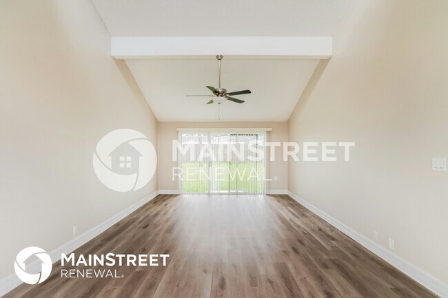 Photo - 6317 Boylston Way